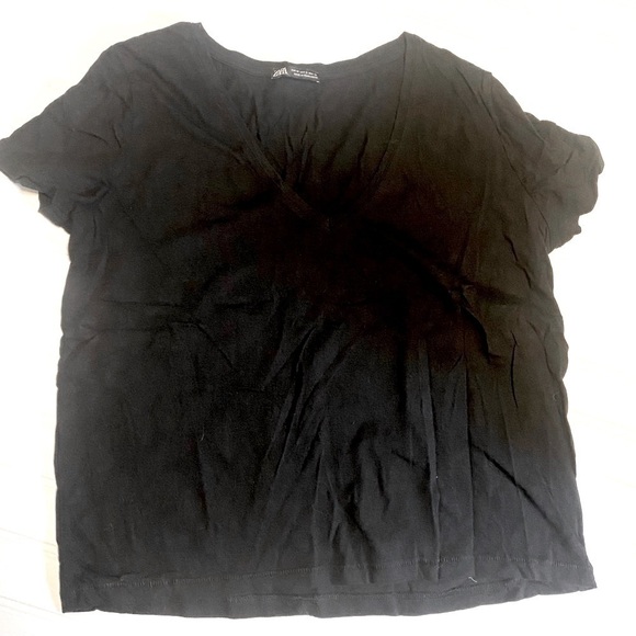 Zara Women’s V-Neck - Picture 2 of 4